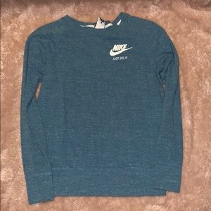 Lightweight Nike sweatshirt